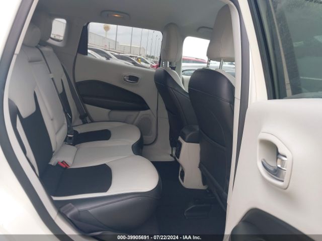 3C4NJCBB9MT585527 Jeep Compass Latitude Fwd