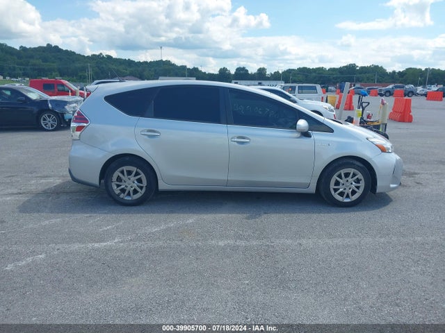 Toyota Prius V Four 2016 JTDZN3EU8GJ047996 Image 13