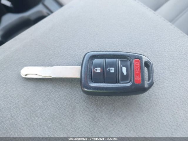 2HKRW6H31JH209940 Honda CR-V LX