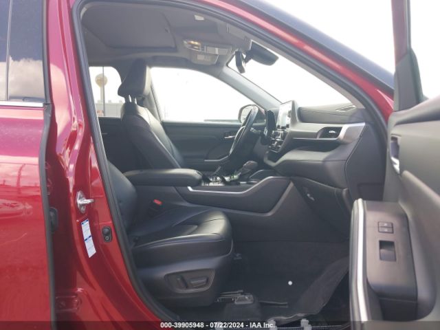 5TDGZRBH4NS162763 Toyota Highlander Xle