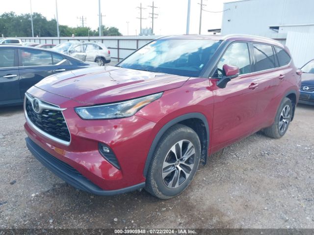 5TDGZRBH4NS162763 Toyota Highlander Xle