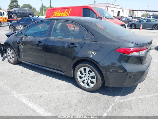 Toyota COROLLA LE 2022 5YFEPMAE7NP386111 Image 3