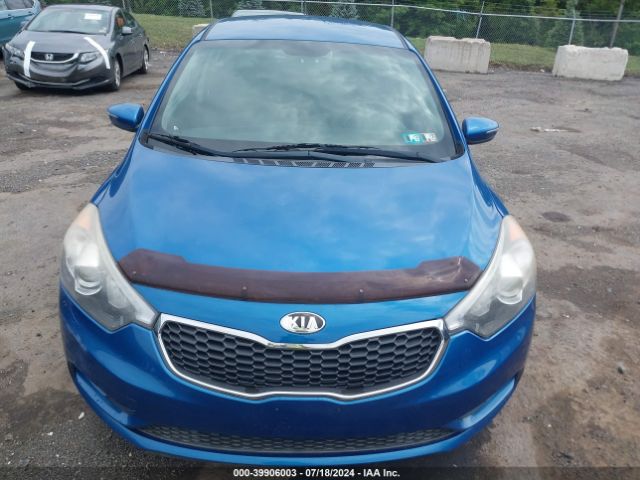 KNAFX5A81E5165831 KIA FORTE EX
