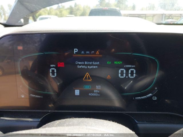 KNDCR3LE9P5036715 KIA Niro Ex Touring