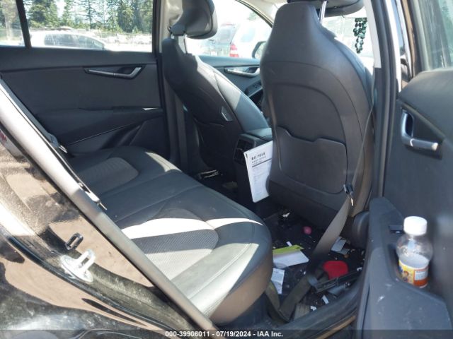KNDCR3LE9P5036715 KIA Niro Ex Touring