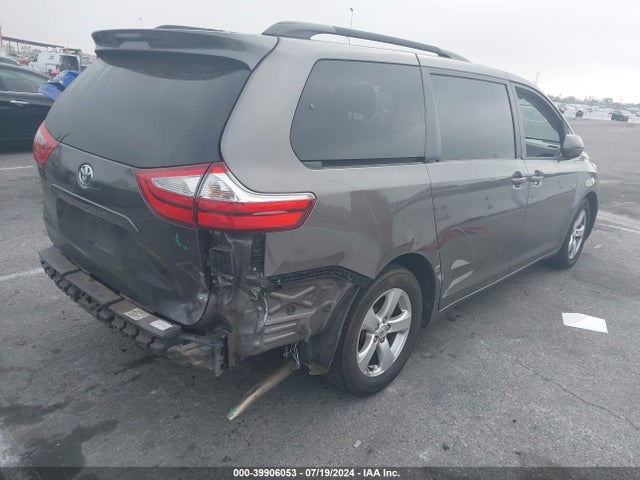 Toyota Sienna Le 8 Passenger 2015 5TDKK3DC3FS605113 Image 4