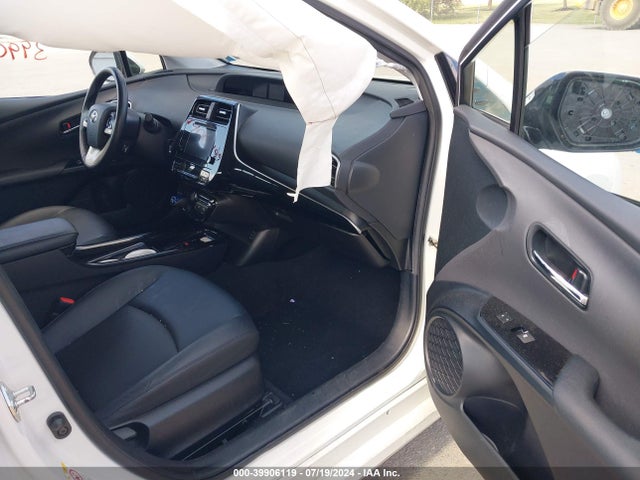 Toyota Prius Four 2016 JTDKARFUXG3520395 Image 5