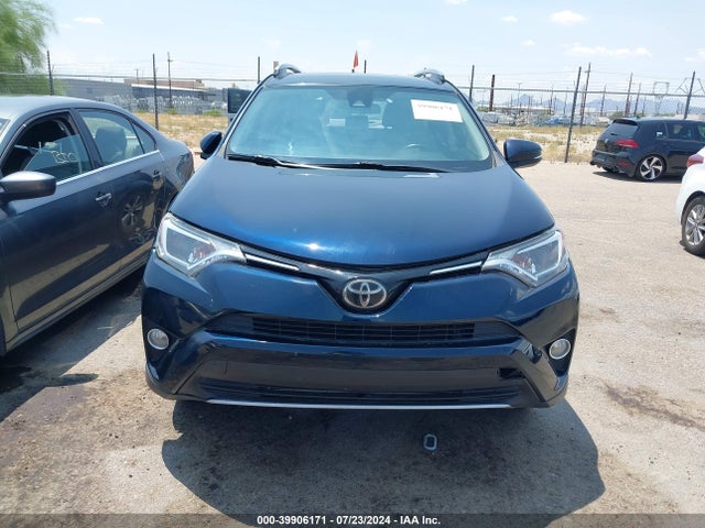 Toyota Rav4 Xle 2018 JTMWFREV8JJ157904 Image 12