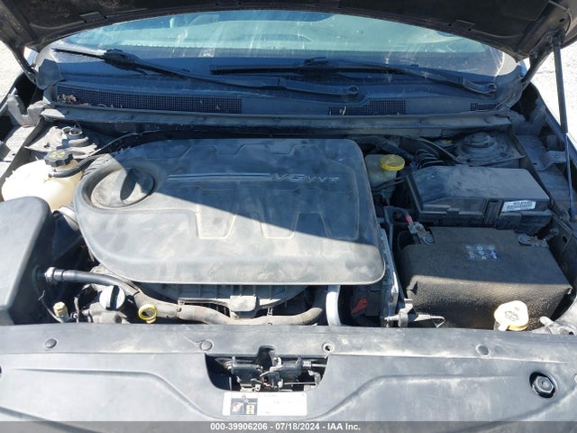 Chrysler 200 S 2015 1C3CCCDG3FN523882 Image 10