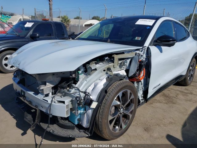 3FMTK3SU4NMA49324 Ford Mustang Mach-e Premium