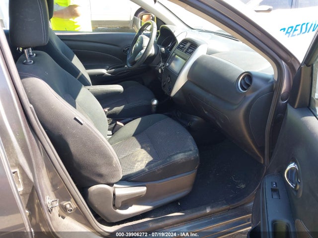 3N1CN7AP9KL818600 Nissan Versa 1.6 Sv