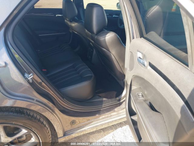 2C3CCABG8PH524575 Chrysler 300 300s