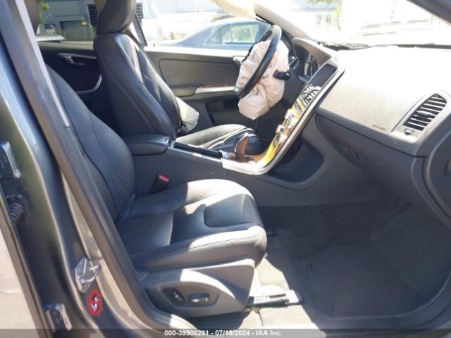 YV440MRU4H2142055 Volvo Xc60 T5 Inscription