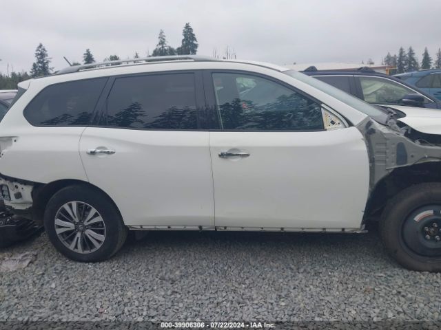 5N1DR2MM4JC641499 Nissan Pathfinder S