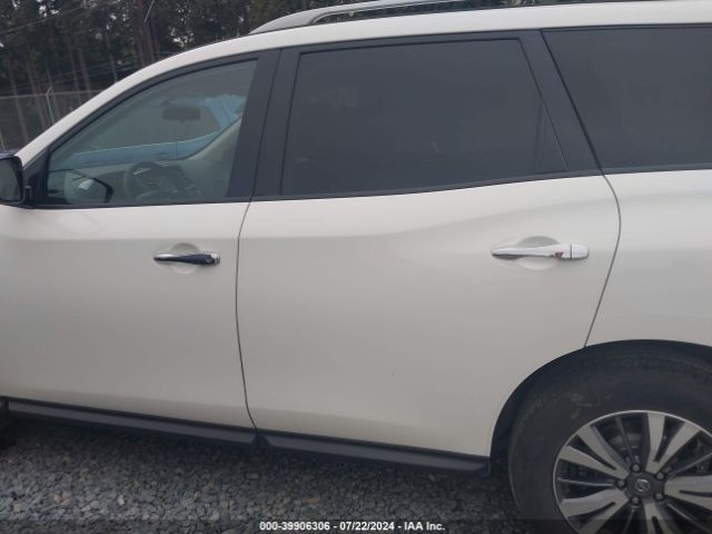 5N1DR2MM4JC641499 Nissan Pathfinder S