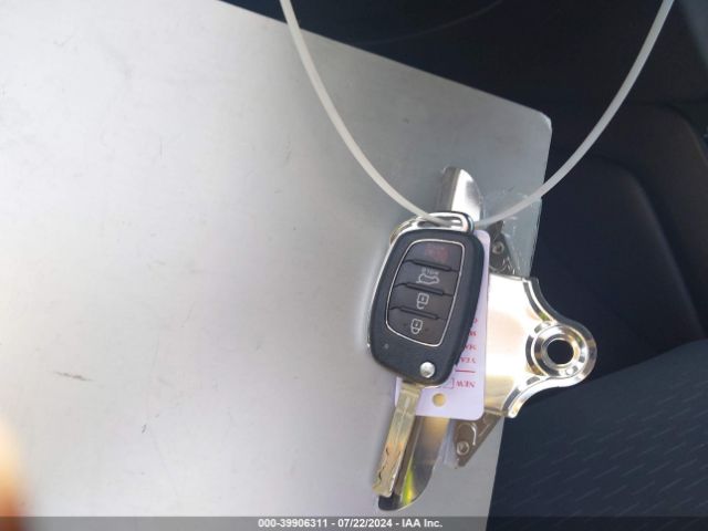 KM8J2CA4XLU148487 Hyundai TUCSON SE