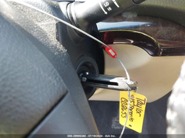 5XYKT3A61FG641861 KIA SORENTO LX