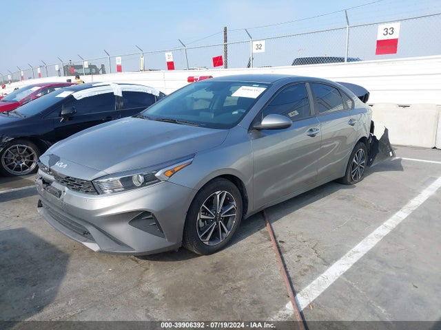KIA Forte Lxs 2022 3KPF24AD0NE468483 Image 2
