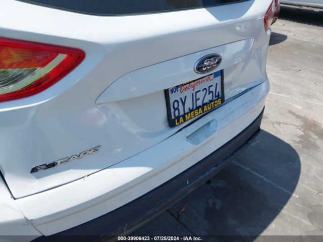 1FMCU0F78GUA23000 Ford ESCAPE S