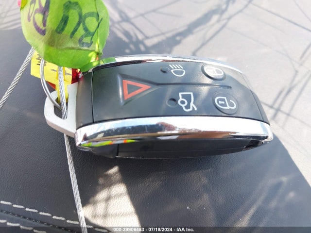 2012 JAGUAR XF SAJWA0HB7CLS60834 Photo 10