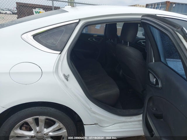 1C3CCCAB4GN131097 Chrysler 200 Limited