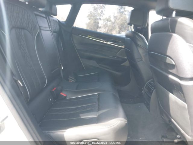 WBAJV6C51JBJ99823 BMW 640i Gran Turismo Xdrive