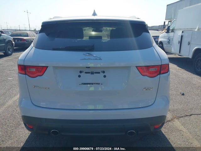 Jaguar F-pace 35t Portfolio 2018 SADCN2EVXJA240347 Image 17