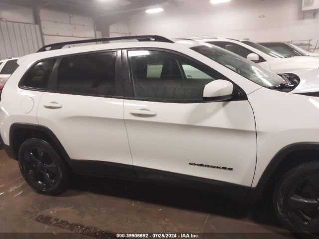 1C4PJLCBXFW722818 Jeep Cherokee Latitude Altitude