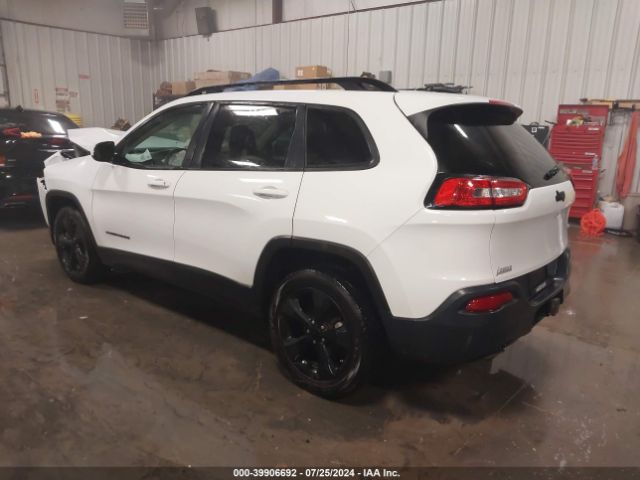 1C4PJLCBXFW722818 Jeep Cherokee Latitude Altitude