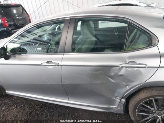 4T1G11BK3MU026649 Toyota Camry Se Awd