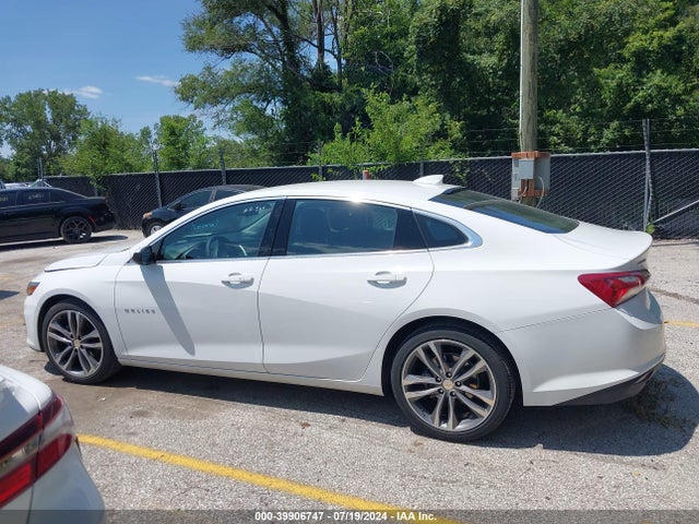 1G1ZD5ST1NF127417 Chevrolet Malibu Fwd Lt