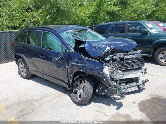 2022 2T3W1RFV0NW205707 main image