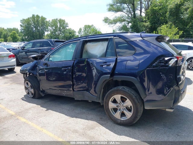 Toyota Rav4 Xle 2022 2T3W1RFV0NW205707 Image 14