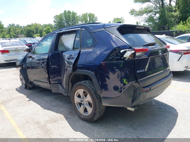 Toyota Rav4 Xle 2022 2T3W1RFV0NW205707 Image 3