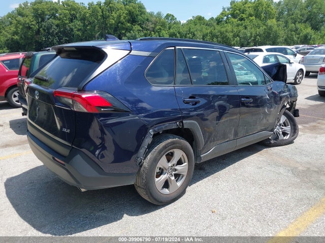 Toyota Rav4 Xle 2022 2T3W1RFV0NW205707 Image 4