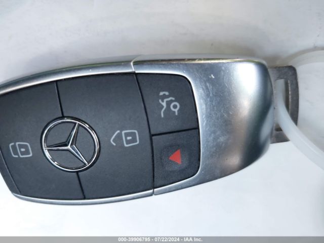 W1KWF8DBXLR599756 Mercedes-Benz C 300
