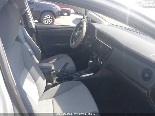Toyota COROLLA L 2017 5YFBURHE7HP714419 Image 5