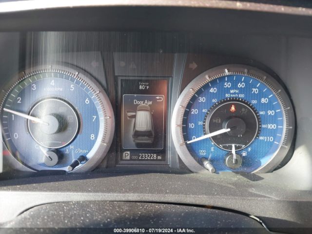 5TDYK3DC2GS742975 Toyota Sienna Xle Premium 8 Passenger