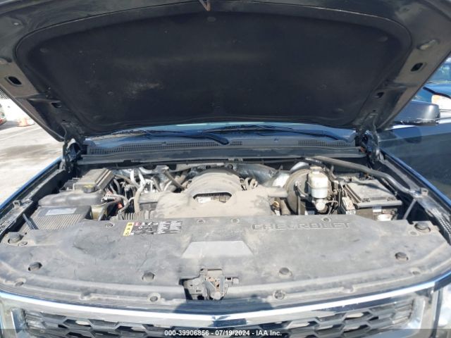 1GNSCHKC1HR215858 Chevrolet Suburban Lt
