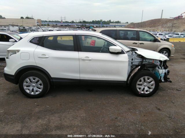 JN1BJ1CR1KW345532 Nissan Rogue Sport S