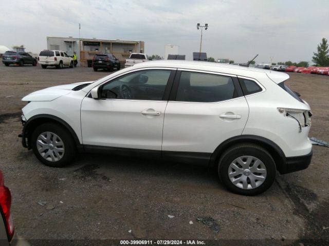 JN1BJ1CR1KW345532 Nissan Rogue Sport S