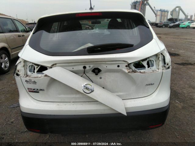 JN1BJ1CR1KW345532 Nissan Rogue Sport S