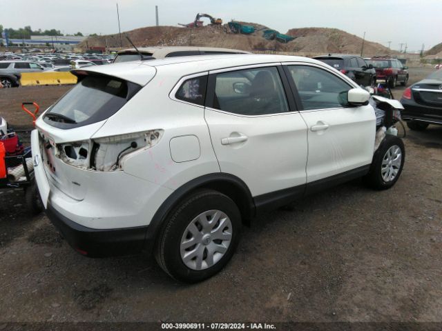 JN1BJ1CR1KW345532 Nissan Rogue Sport S