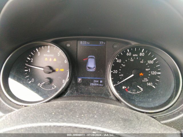 JN1BJ1CR1KW345532 Nissan Rogue Sport S