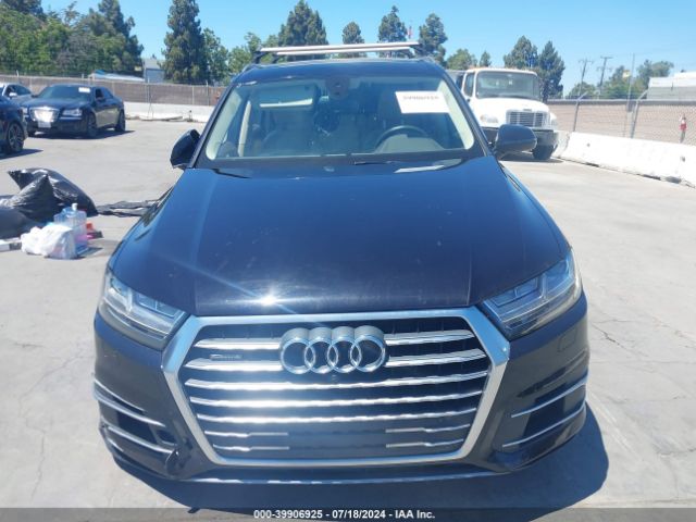 WA1LHAF75JD016439 Audi Q7 2.0t Premium