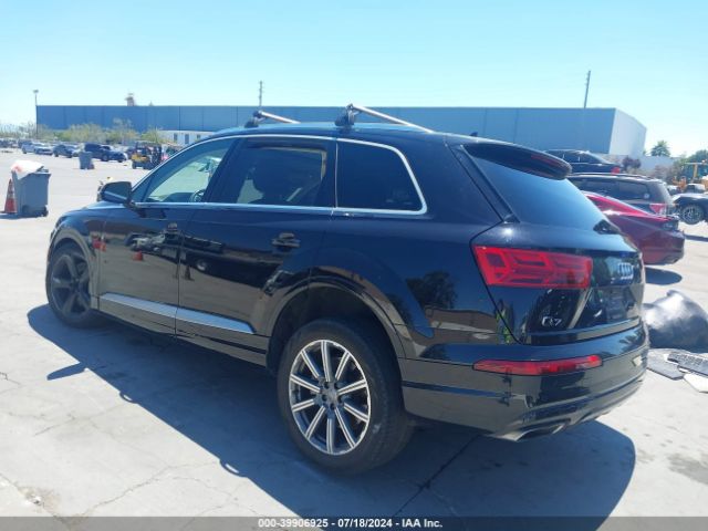 WA1LHAF75JD016439 Audi Q7 2.0t Premium