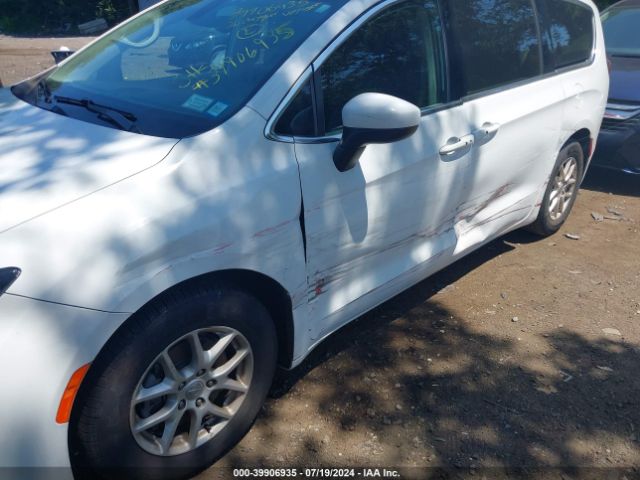 2C4RC1DG3LR261094 Chrysler Voyager Lxi