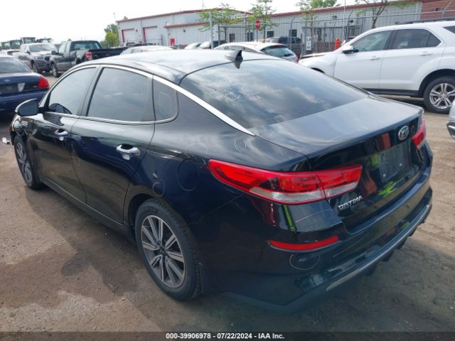 2019 KIA OPTIMA 5XXGT4L37KG377249 Photo 2