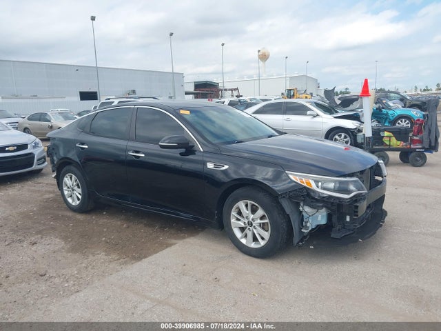 KIA Optima Lx 2017 5XXGT4L37HG164097 Image 1