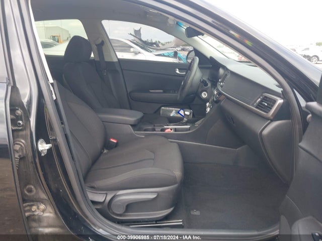 KIA Optima Lx 2017 5XXGT4L37HG164097 Image 5